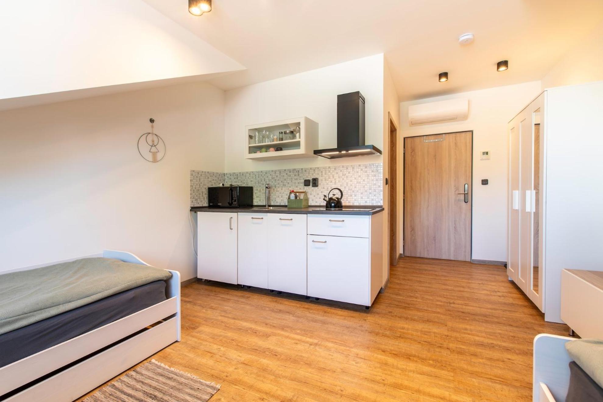 Restaurace Hotel Praha Nizbor Екстер'єр фото