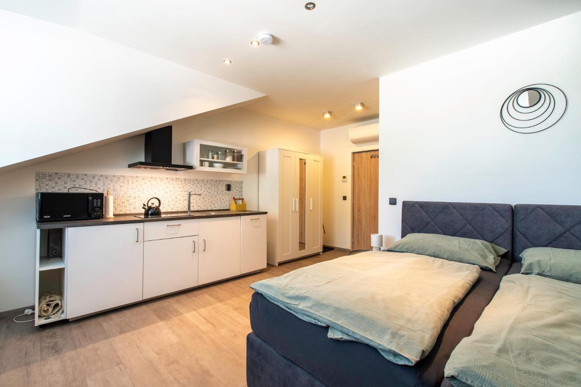 Restaurace Hotel Praha Nizbor Екстер'єр фото