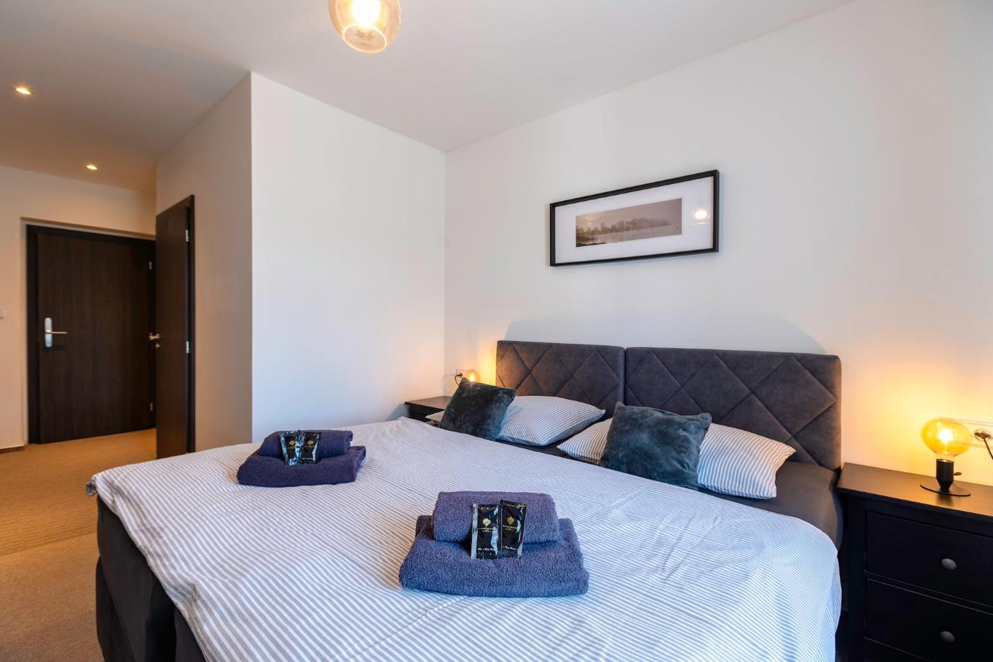 Restaurace Hotel Praha Nizbor Екстер'єр фото
