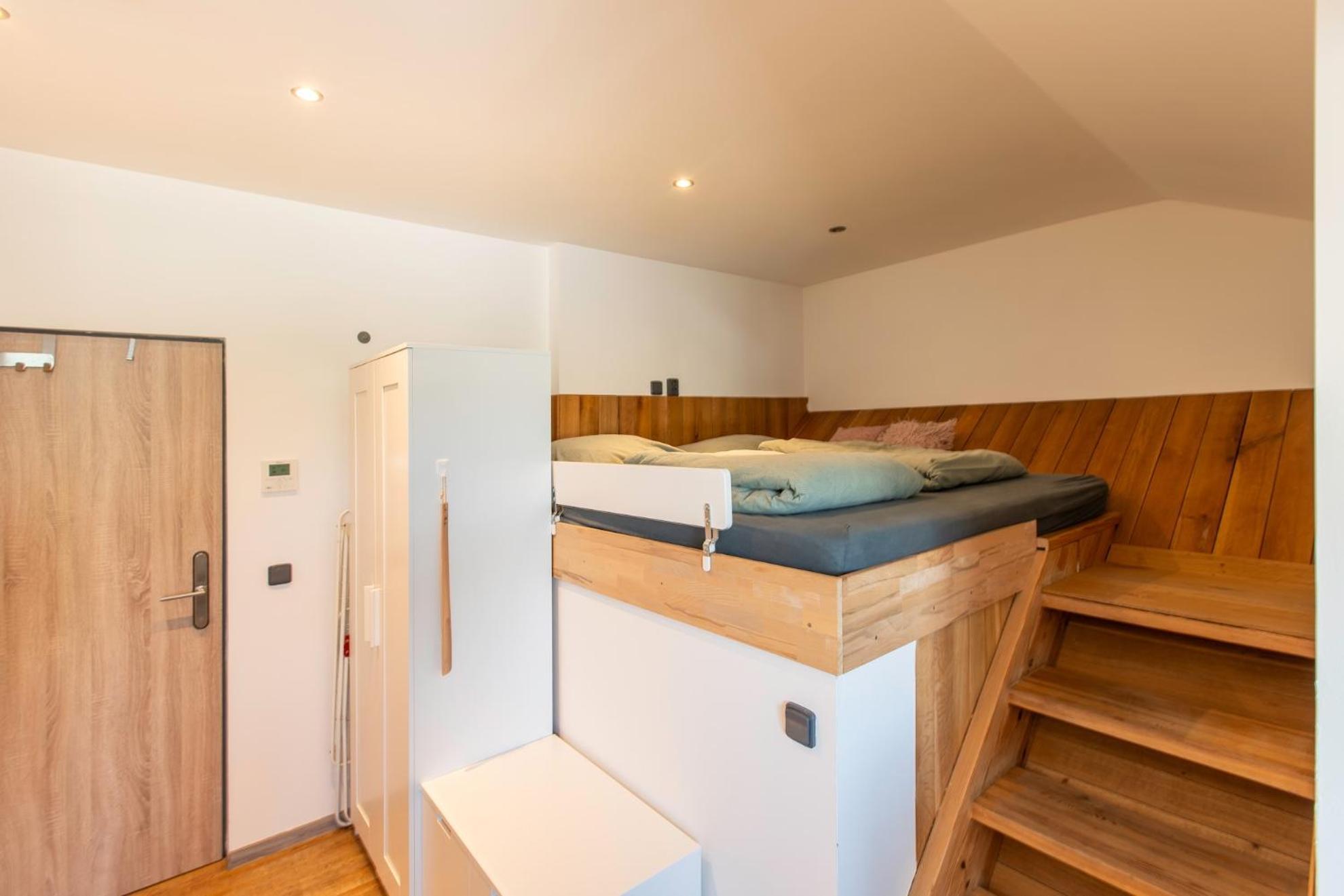 Restaurace Hotel Praha Nizbor Екстер'єр фото